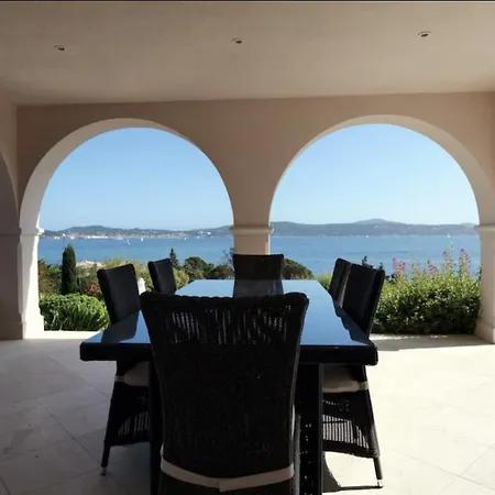 Prestigieuse Vue 180° Sur Le Golfe St Tropez - Mackenzie *