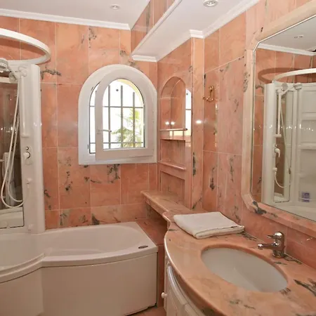 别墅 Prestigieuse Vue 180° Sur Le Golfe St Tropez - Mackenzie 圣马克西姆