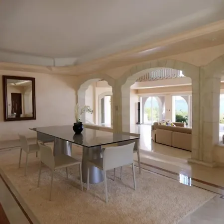 Prestigieuse Vue 180° Sur Le Golfe St Tropez - Mackenzie Villa